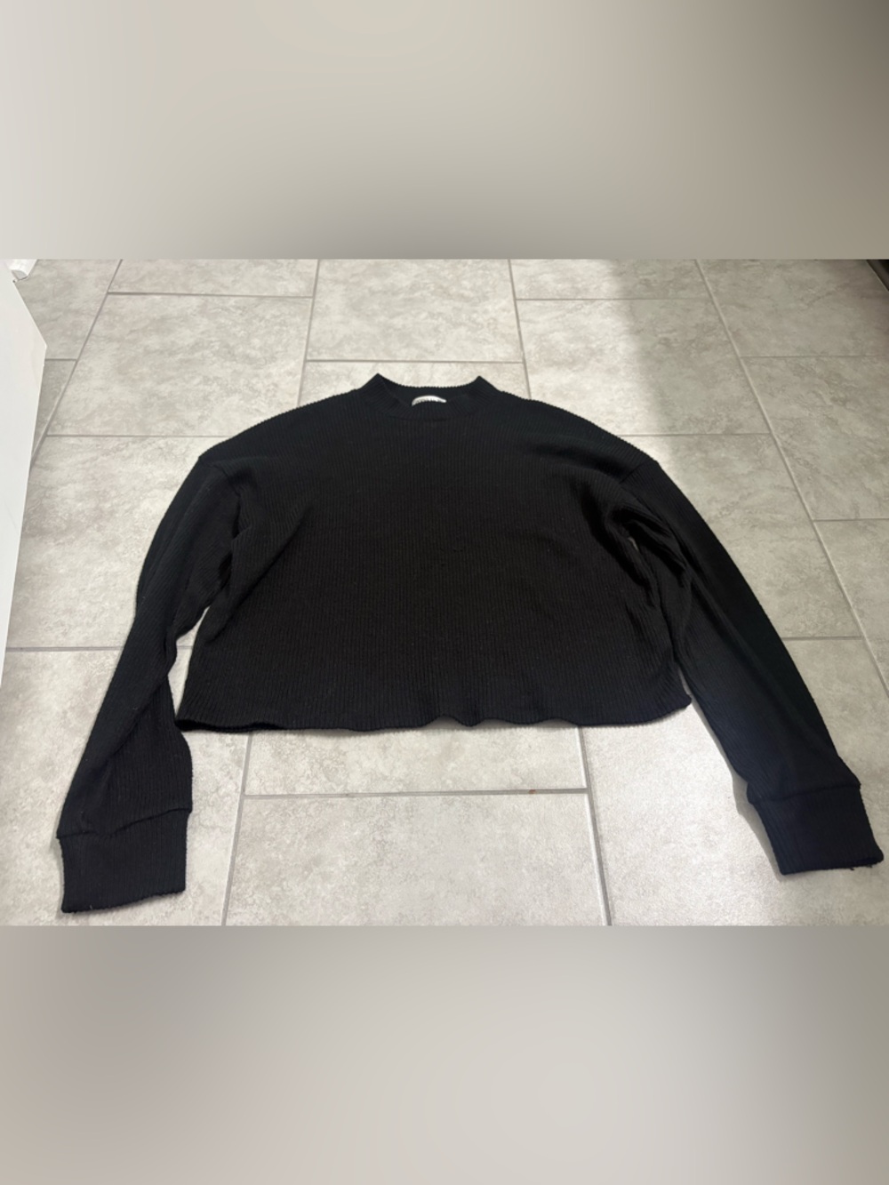 Black Women's slightly cropped turtle neck Knit Sweater